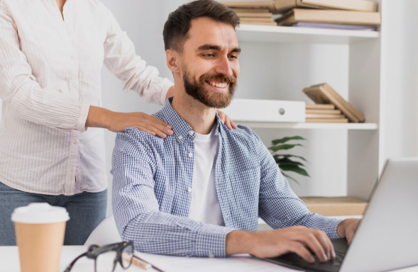 Massagem Corporativa Rápida: Bem-Estar e Produtividade Elevados no Trabalho