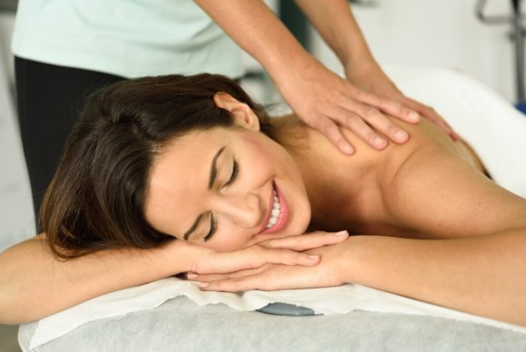 Benefícios da Massagem Rápida em São Paulo para Alívio do Estresse e Renovação da Energia